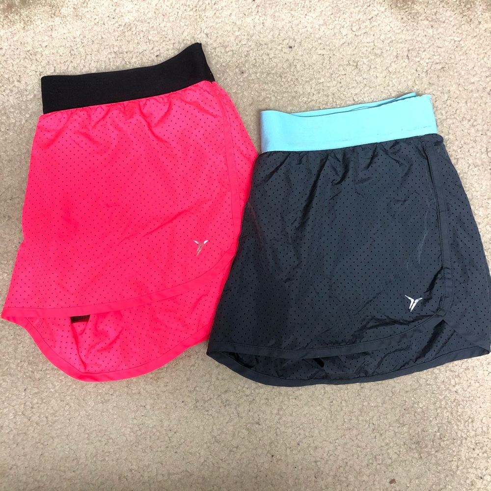 Running shorts